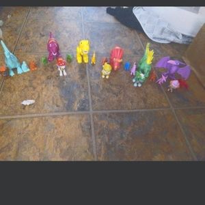 Paw patrol complete dinos set